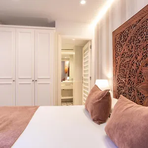 serennia-fira-gran-via-exclusive-rooms.topbarcelonahotels.com/
